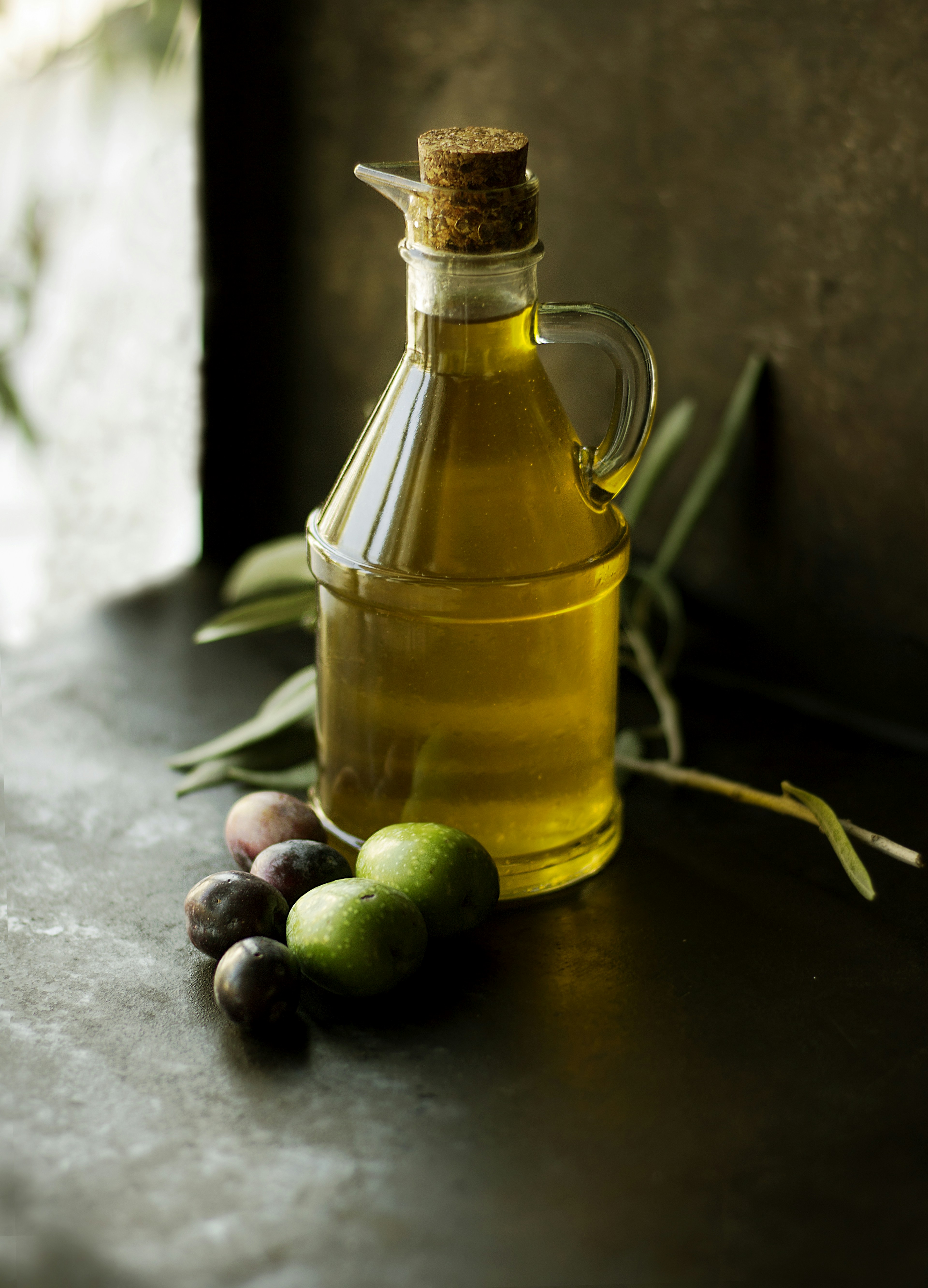 Wood-Pressed Groundnut Oil (Traditional Marachekku)